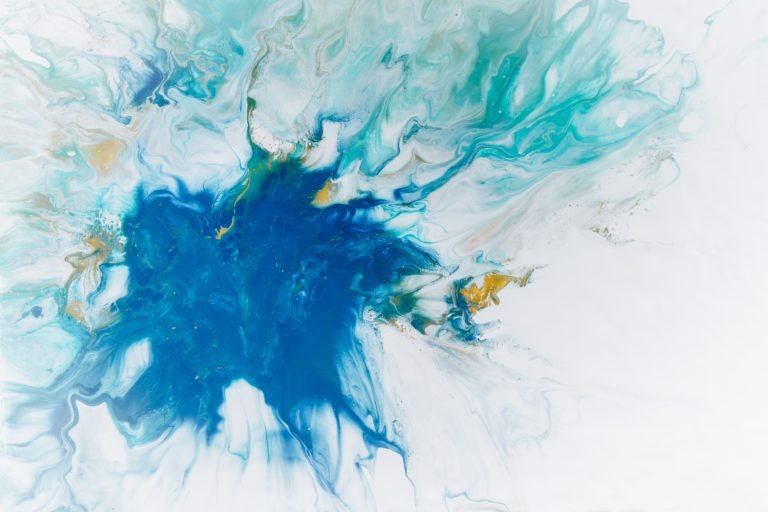 Pawel czerwinski lki74jj7h u unsplash